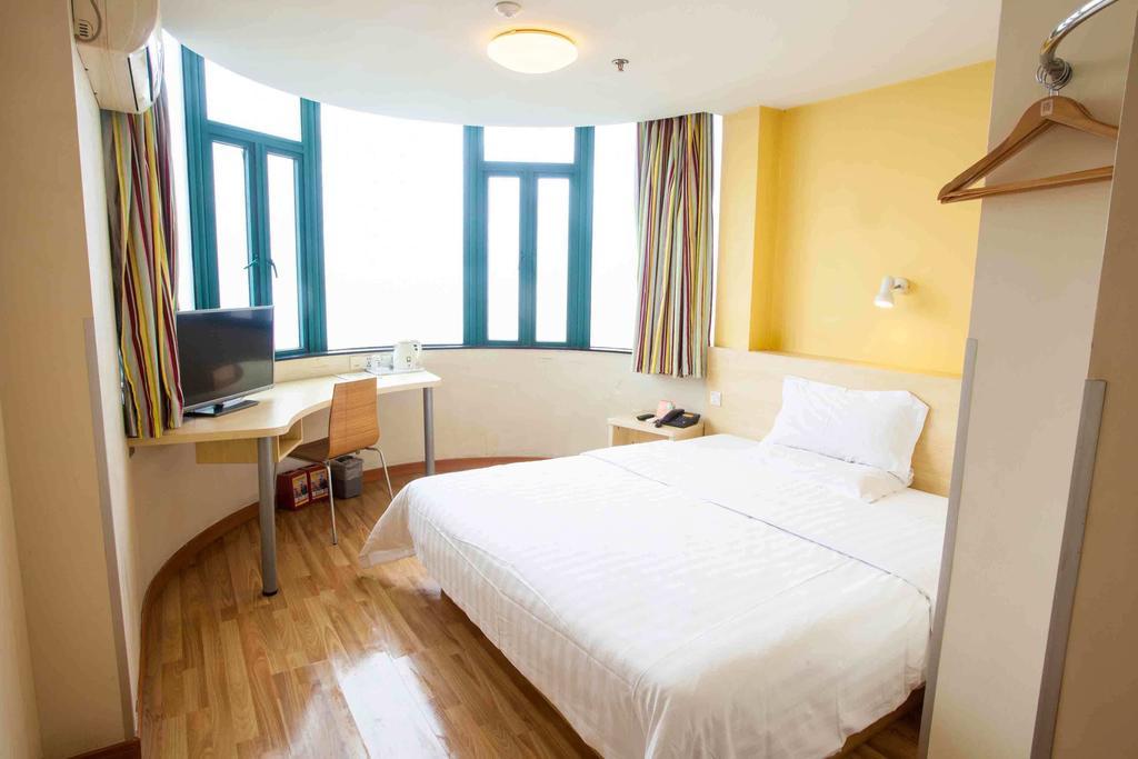 7Days Inn Foshan Coach Terminal Εξωτερικό φωτογραφία