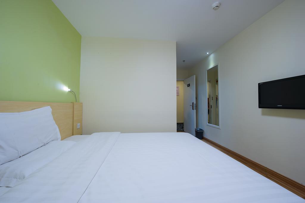 7Days Inn Foshan Coach Terminal Εξωτερικό φωτογραφία